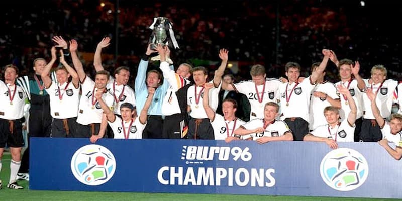 Lịch sử vô địch EURO để lại nhiều ấn tượng nhất
